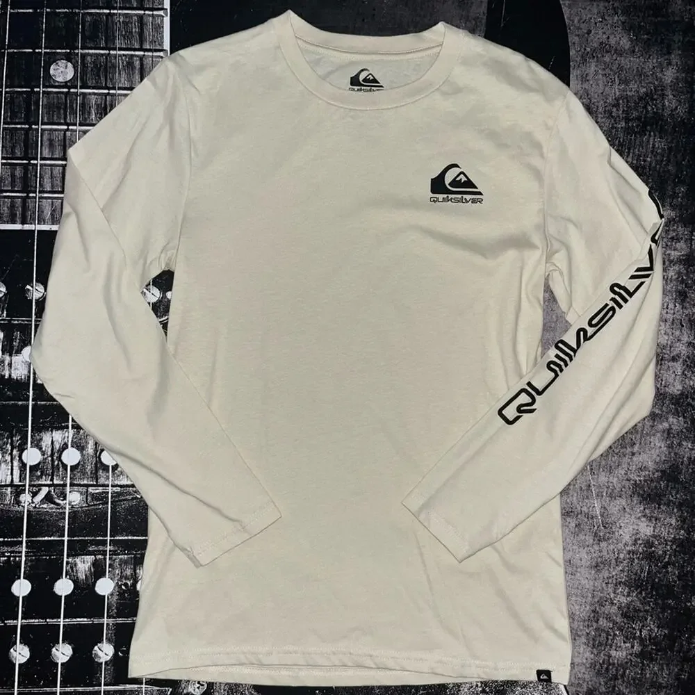 NWOT Quiksilver Shirt